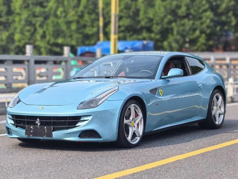 Ferrari FF, 2012