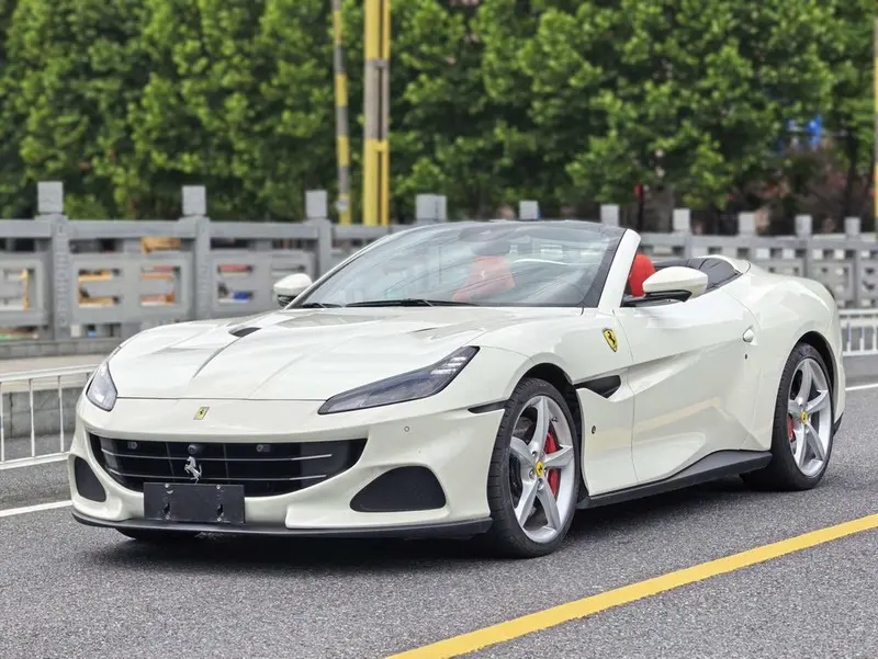 Ferrari Portofino, 2021