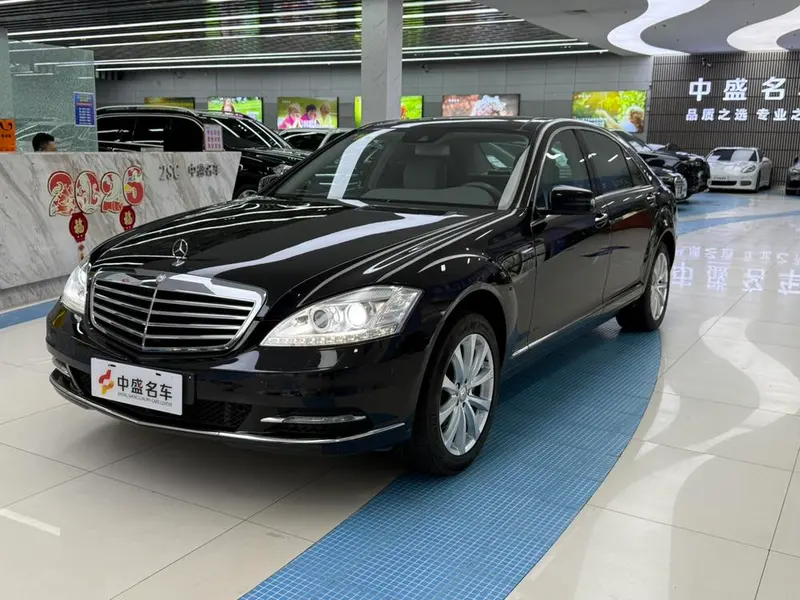 Mercedes-Benz S-Class, 2010