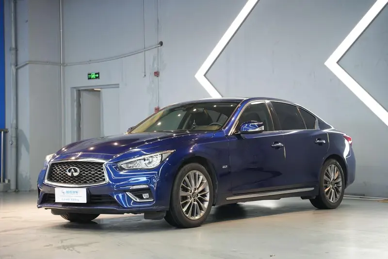 Infiniti Q50L, 2018
