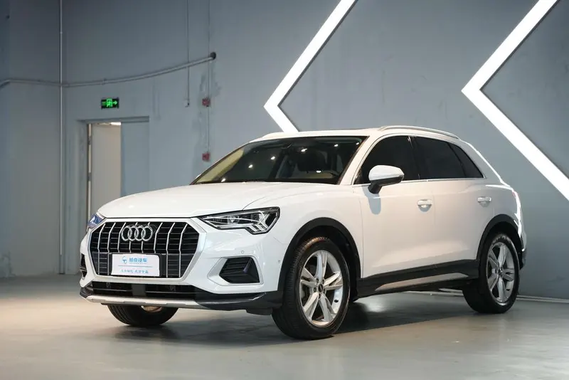 Audi Q3, 2021