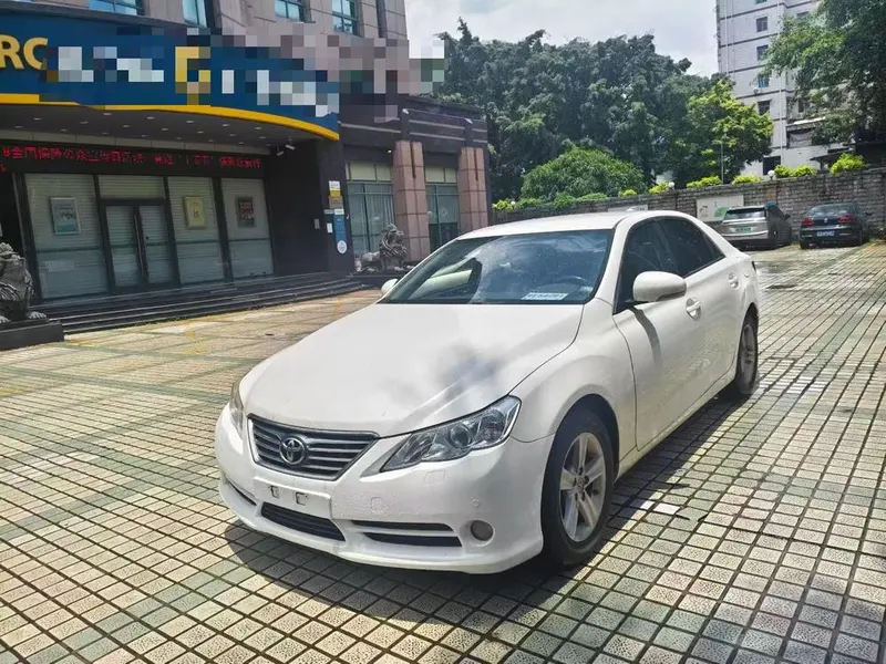 Toyota Reiz, 2010
