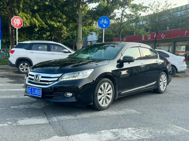 Honda Accord, 2014