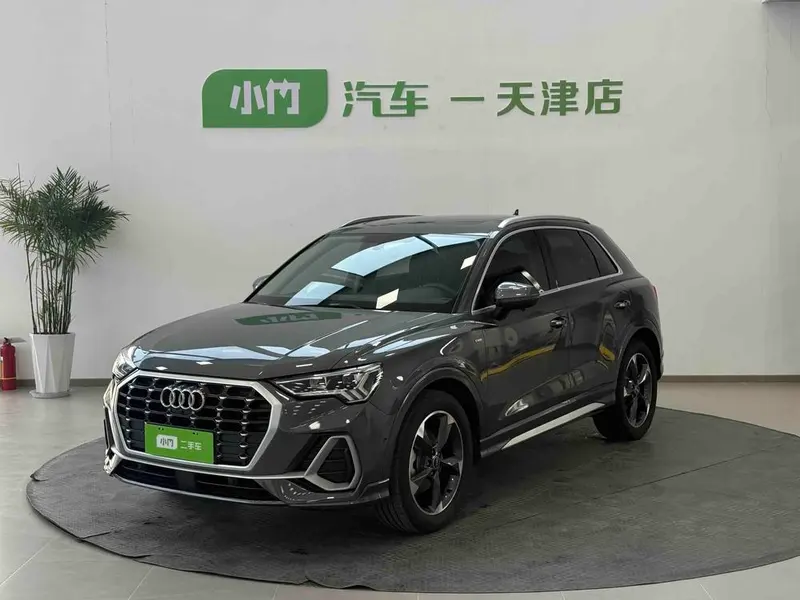 Audi Q3, 2023