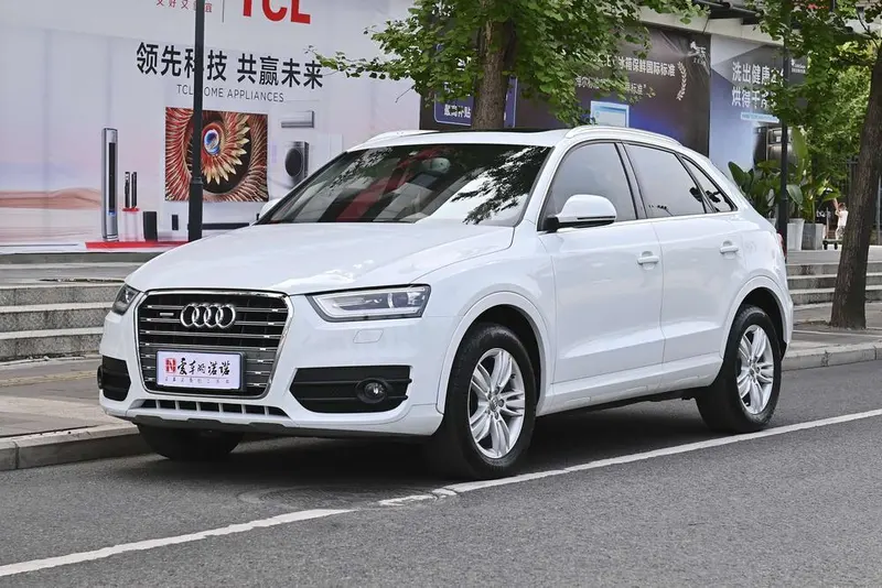 Audi Q3, 2013