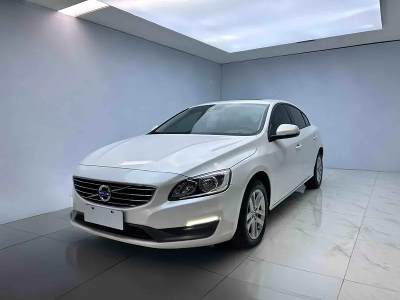 Volvo S60, 2016