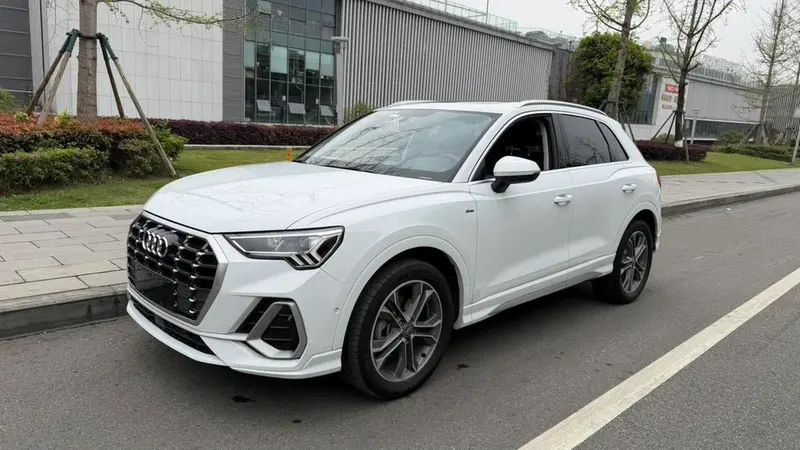 Audi Q3, 2021