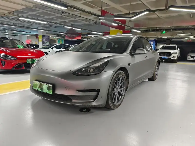 Tesla Model 3, 2022