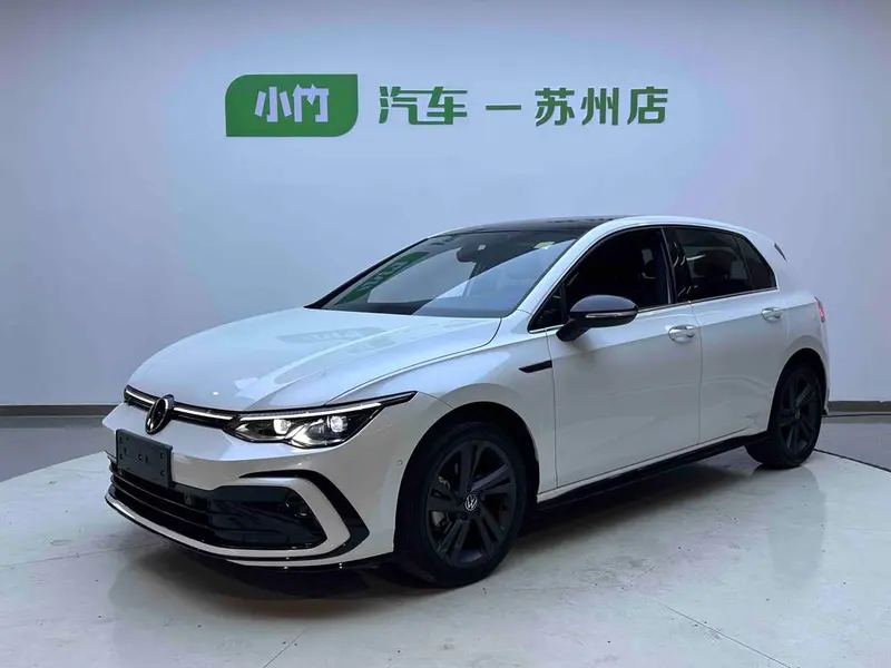 Volkswagen Golf, 2023