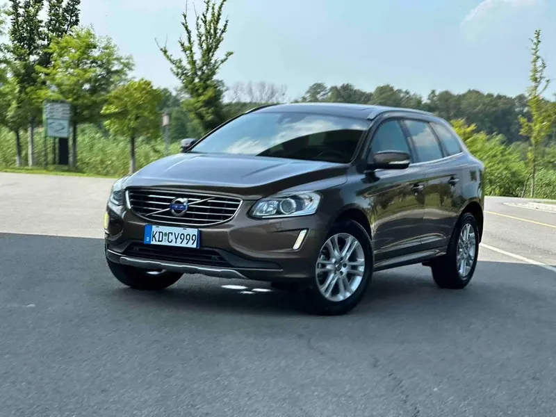 Volvo XC60, 2015
