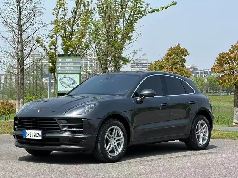 Porsche Macan, 2021