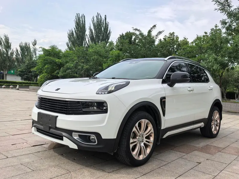 Lynk & Co 01, 2017