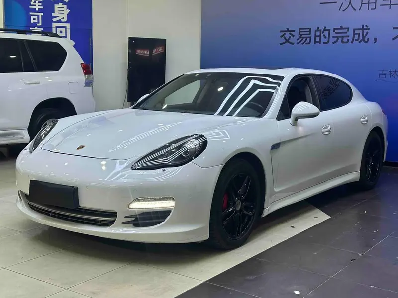 Porsche Panamera, 2013