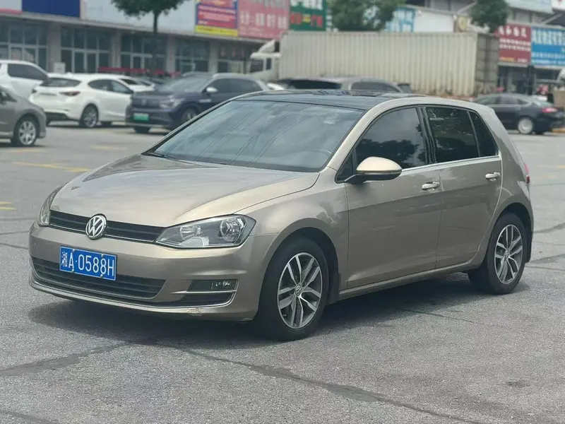 Volkswagen Golf, 2015
