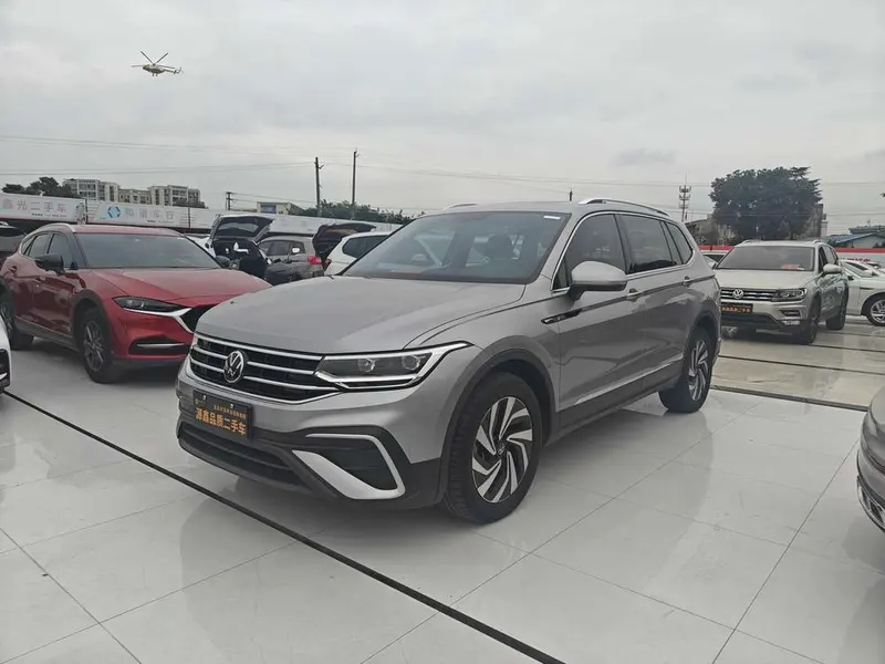 Volkswagen Tiguan L, 2022