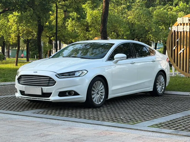 Ford Mondeo, 2013
