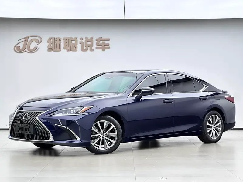 Lexus ES, 2020