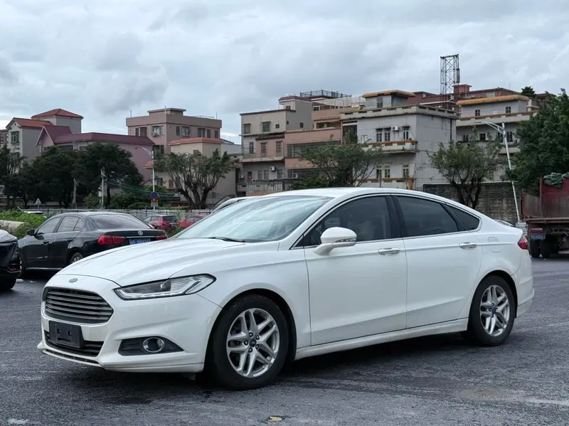 Ford Mondeo, 2013