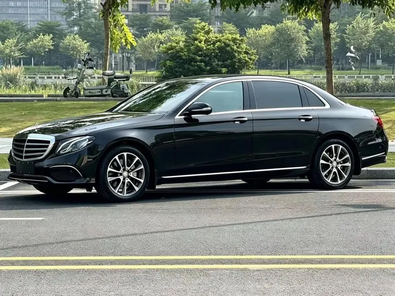 Mercedes-Benz E-Class, 2016