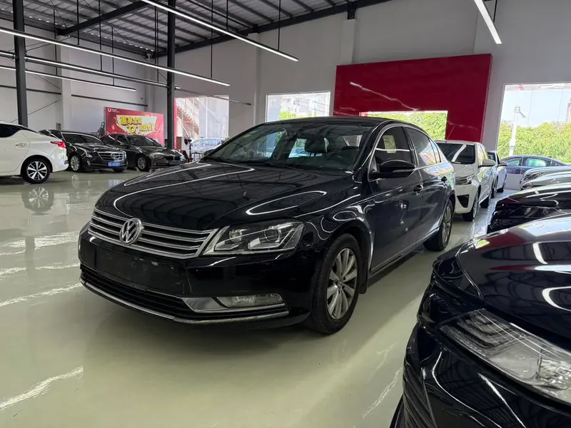 Volkswagen Magotan, 2015