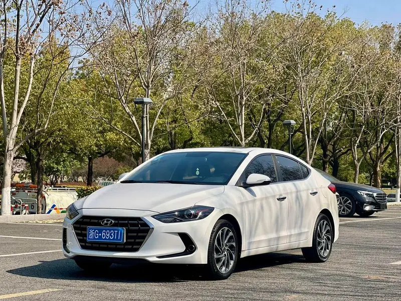 Hyundai Elantra Lingdong, 2019