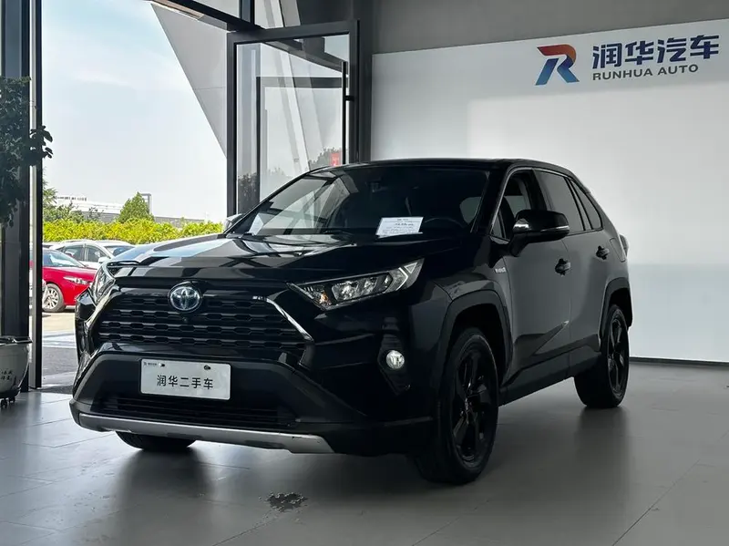 Toyota RAV4, 2021