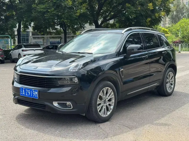 Lynk & Co 01, 2017