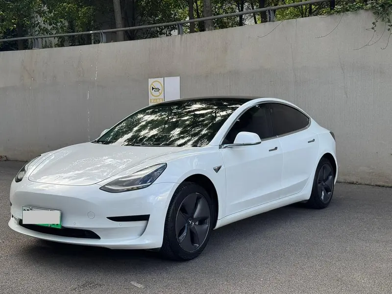 Tesla Model 3, 2019