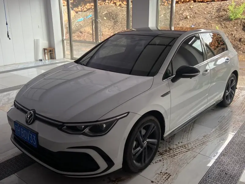 Volkswagen Golf, 2021