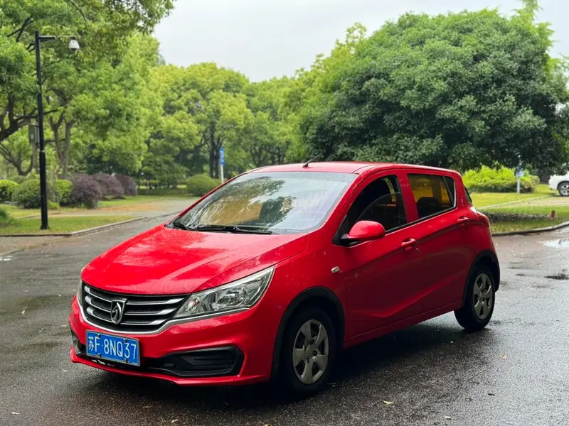 Baojun 310, 2016