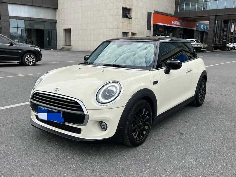 MINI MINI, 2018
