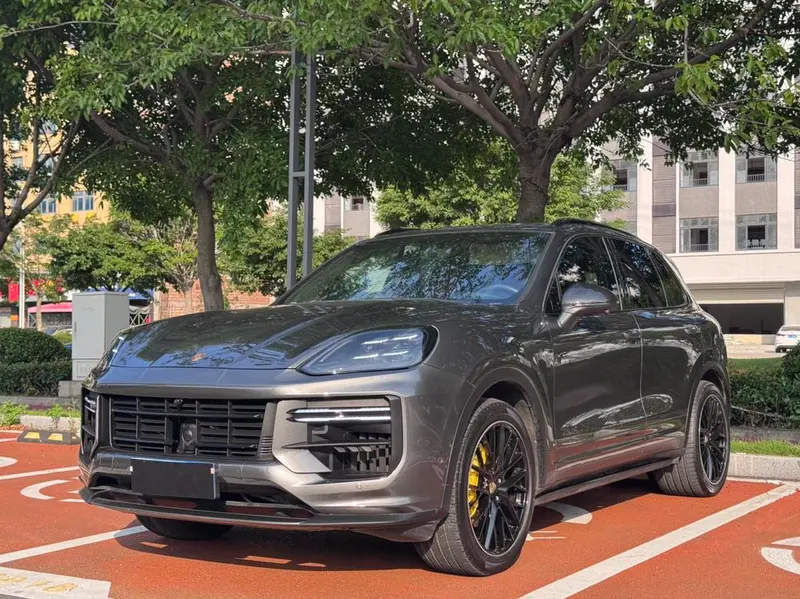 Porsche Cayenne, 2011