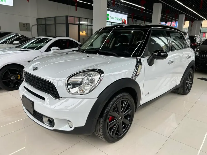 MINI COUNTRYMAN, 2013