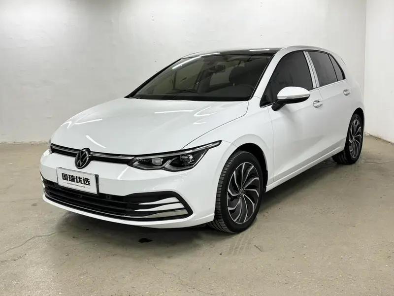 Volkswagen Golf, 2021