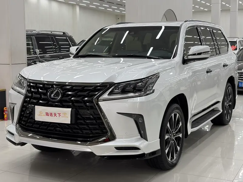 Lexus LX, 2021