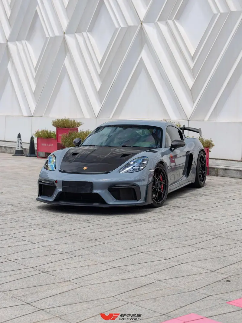 Porsche 718, 2022