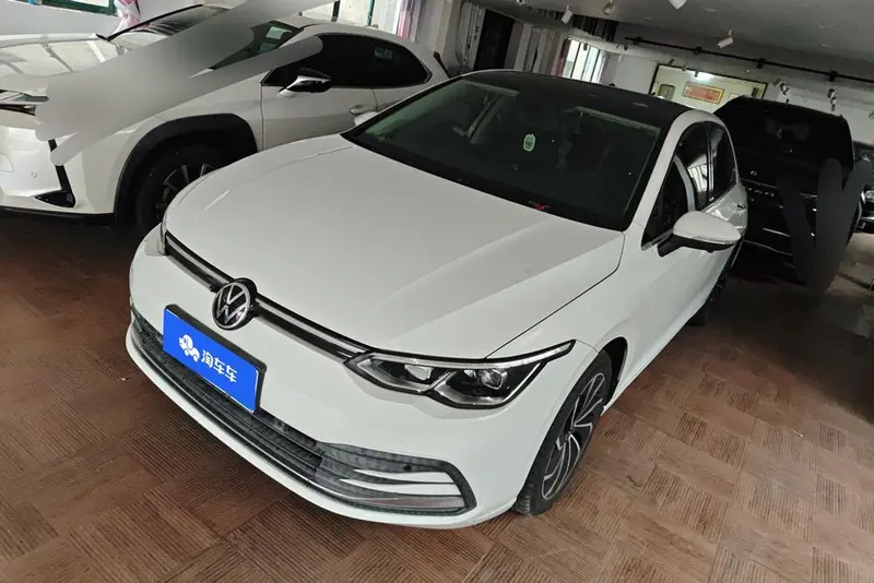Volkswagen Golf, 2021