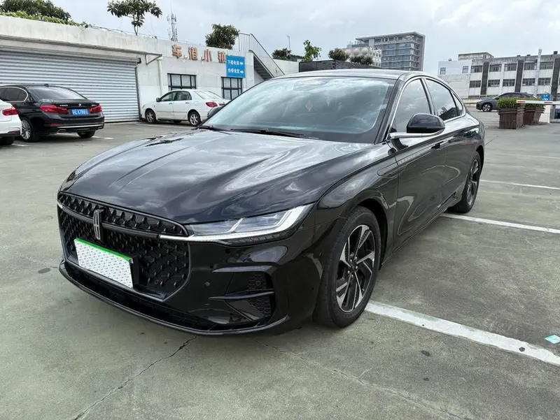 Lincoln Z, 2022