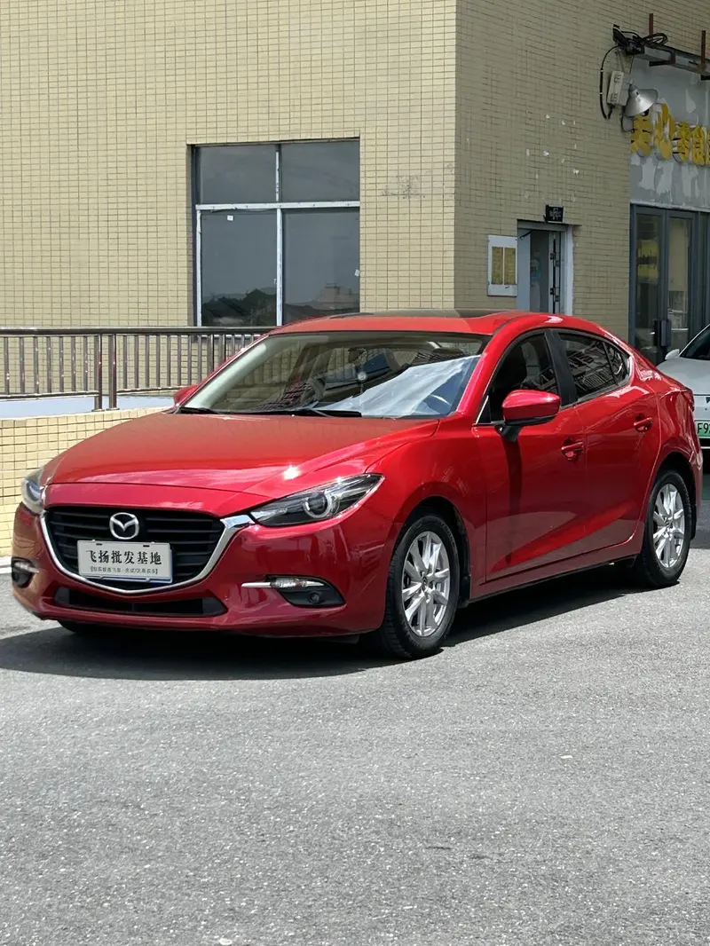 Mazda 3 Axela, 2016