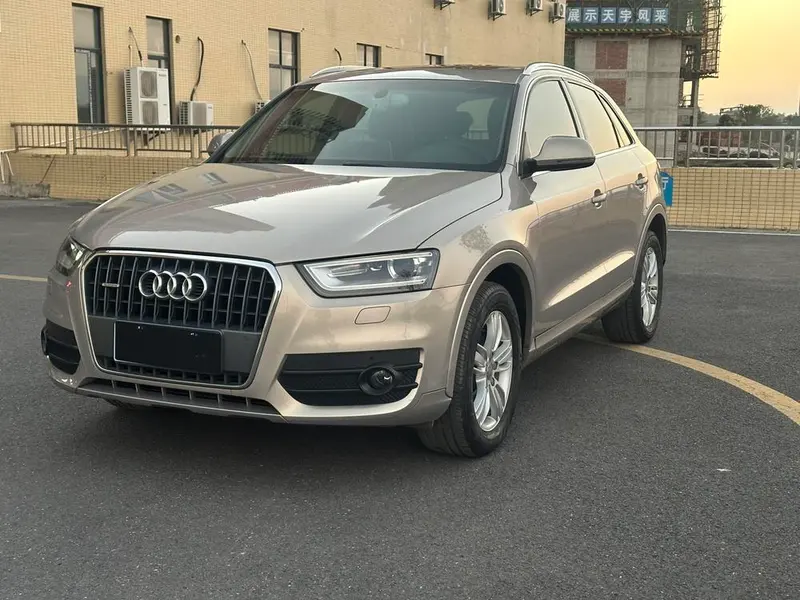 Audi Q3, 2015