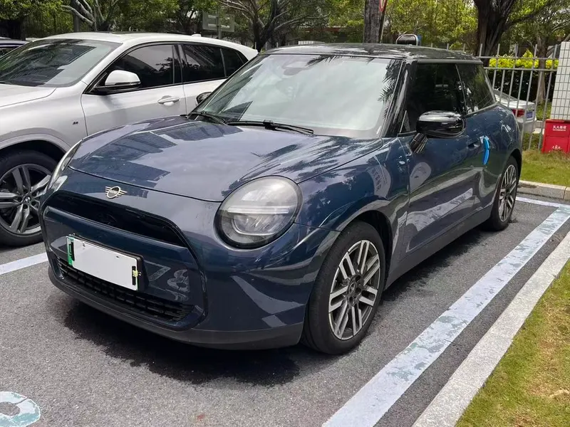 MINI Cooper Electric, 2025
