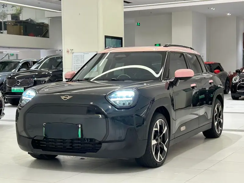 MINI Aceman Electric, 2024