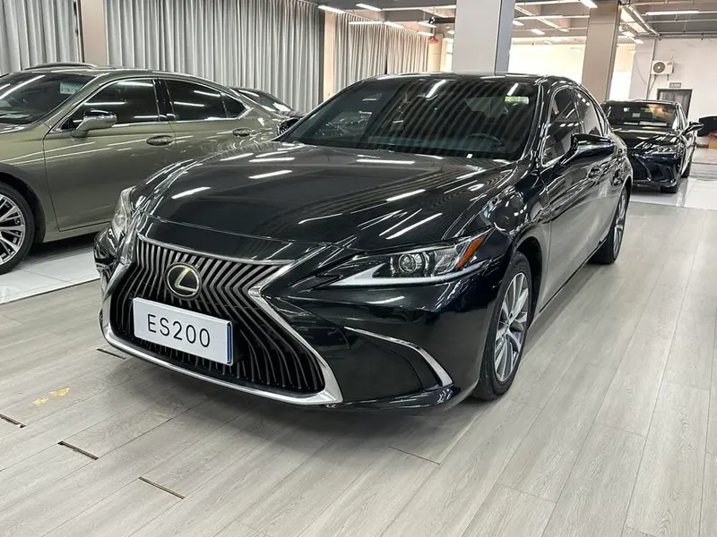 Lexus ES, 2020