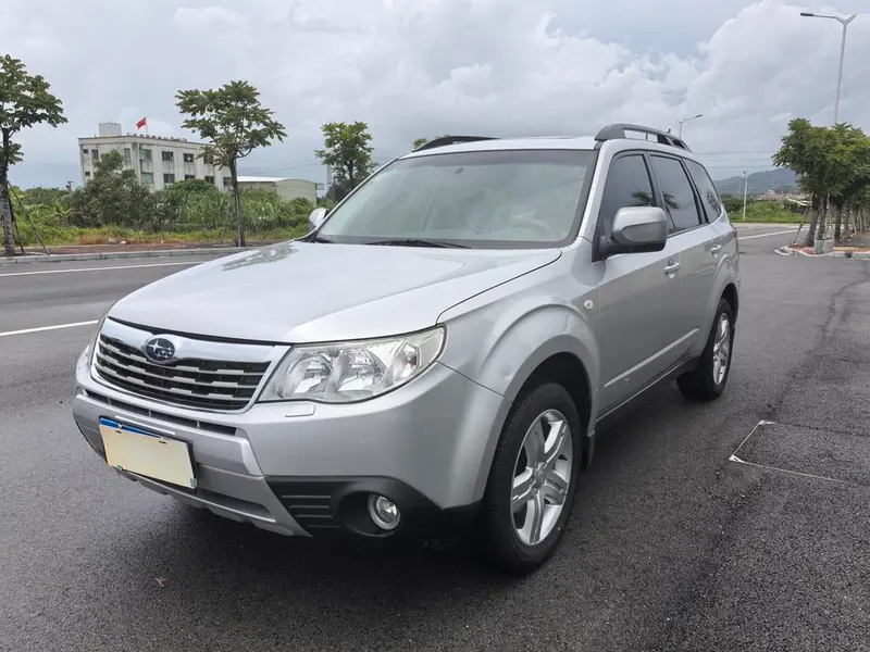 Subaru Forester, 2010