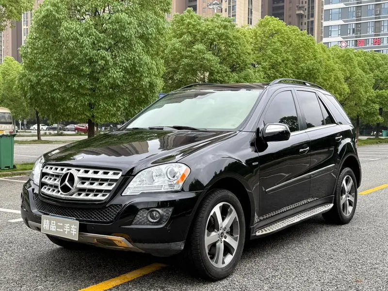 Mercedes-Benz M-Class, 2010