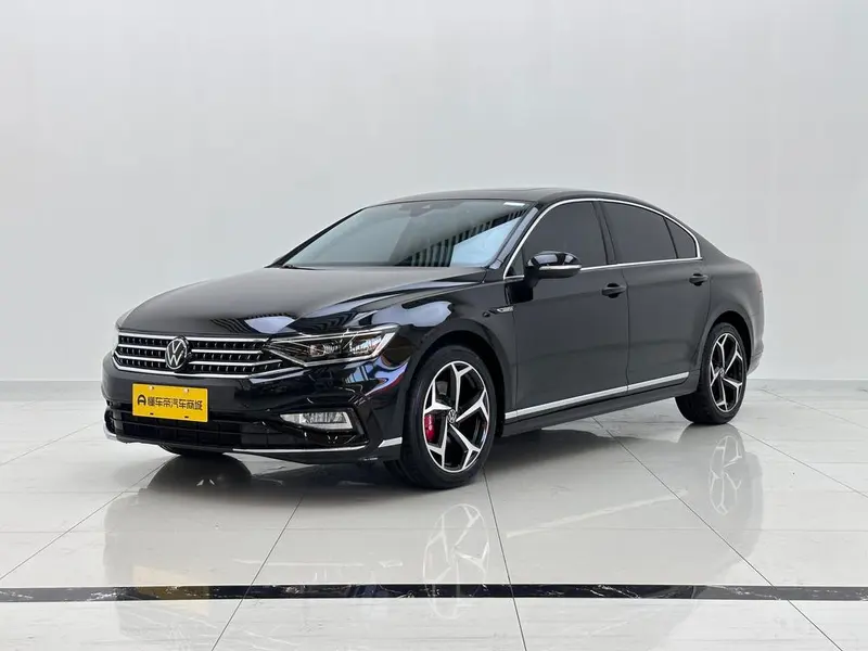 Volkswagen Magotan, 2023