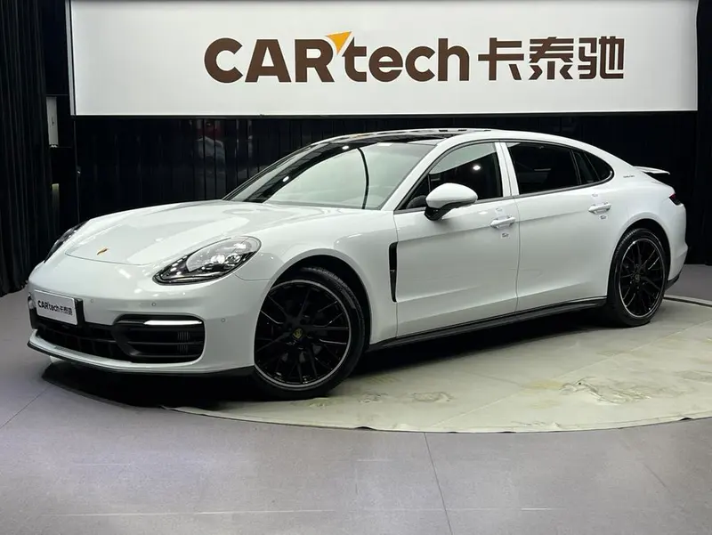 Porsche Panamera, 2021