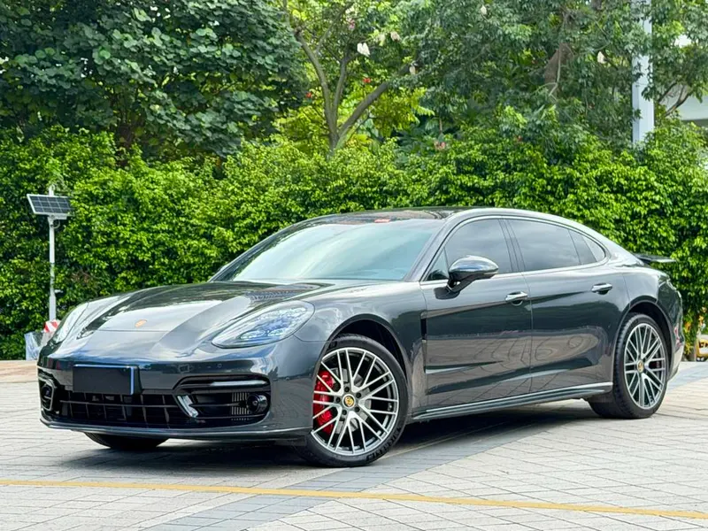 Porsche Panamera, 2021