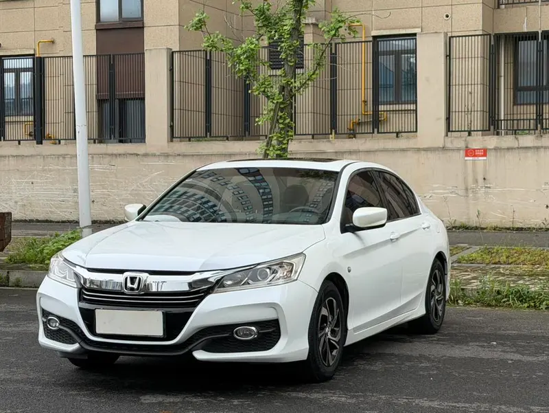 Honda Accord, 2016