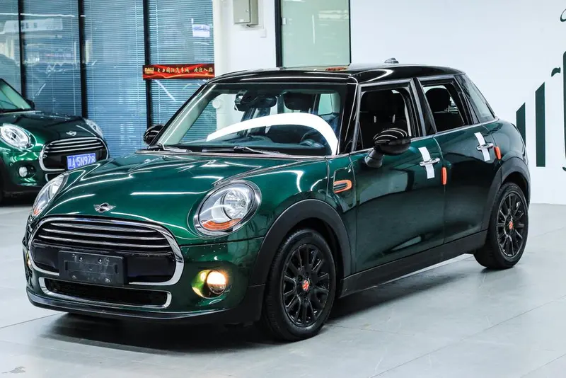 MINI MINI, 2015